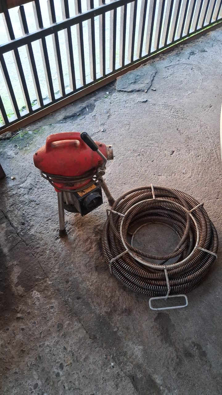 Máquina profesional para destape de cañerías